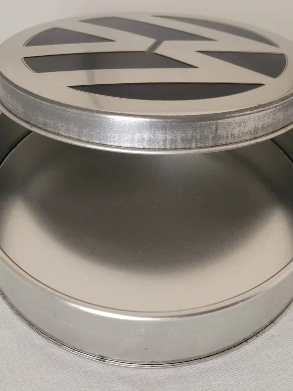 Volkswagen vw tin